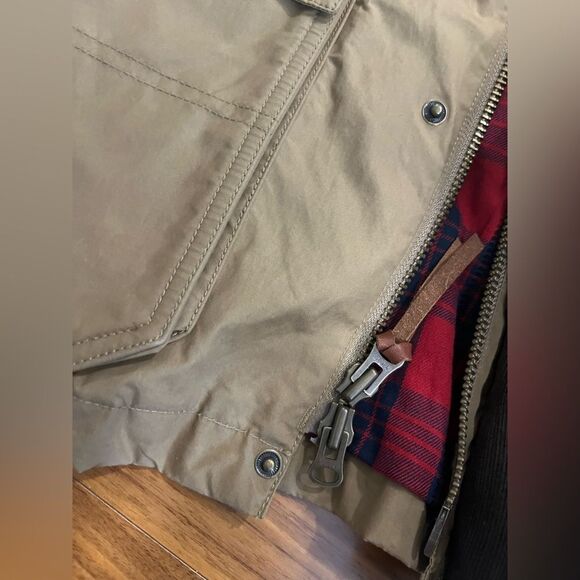 Orvis Men's Field Jacket in Tan with Brown Corduroy Trim size XL - Picture 5 of 13